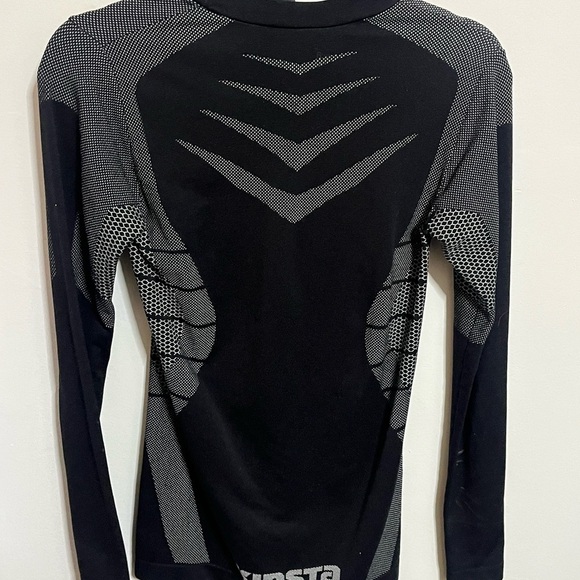 Kipsta Baselayer Imperfection Shirt Sz Med - Picture 6 of 7